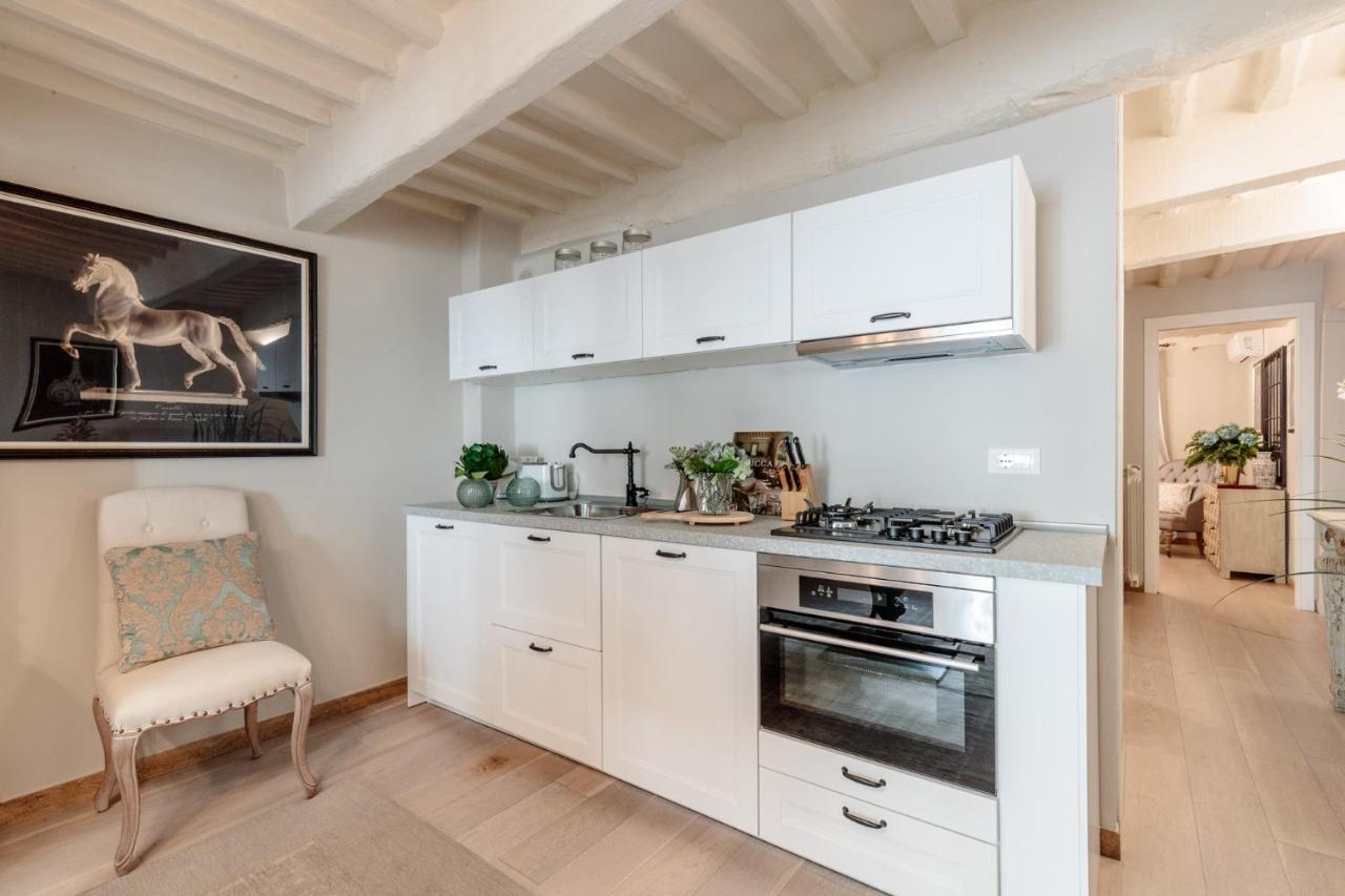 Casa Blanc Lejlighed Lucca Eksteriør billede