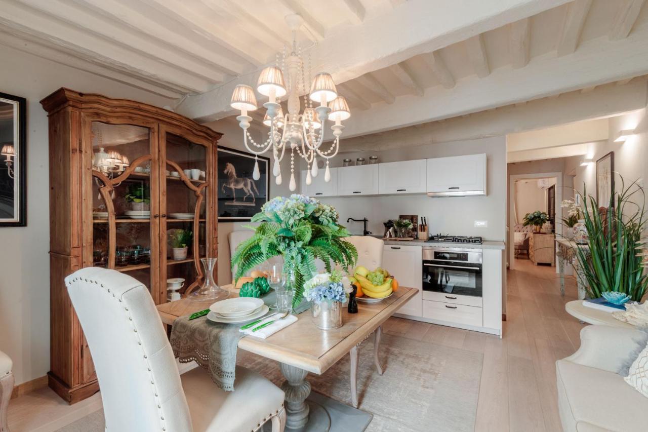 Casa Blanc Lejlighed Lucca Eksteriør billede